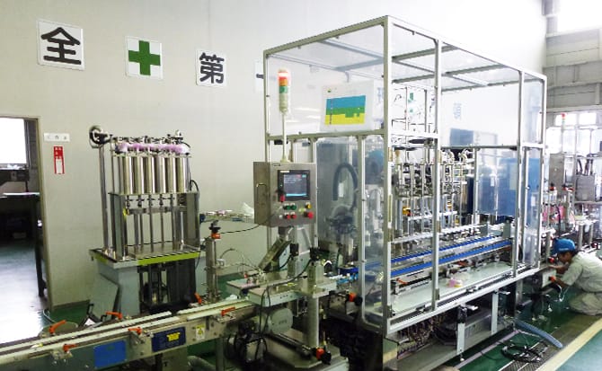 ライン式充填機、CLP-010型打栓機、CLS-002型キャッピング機